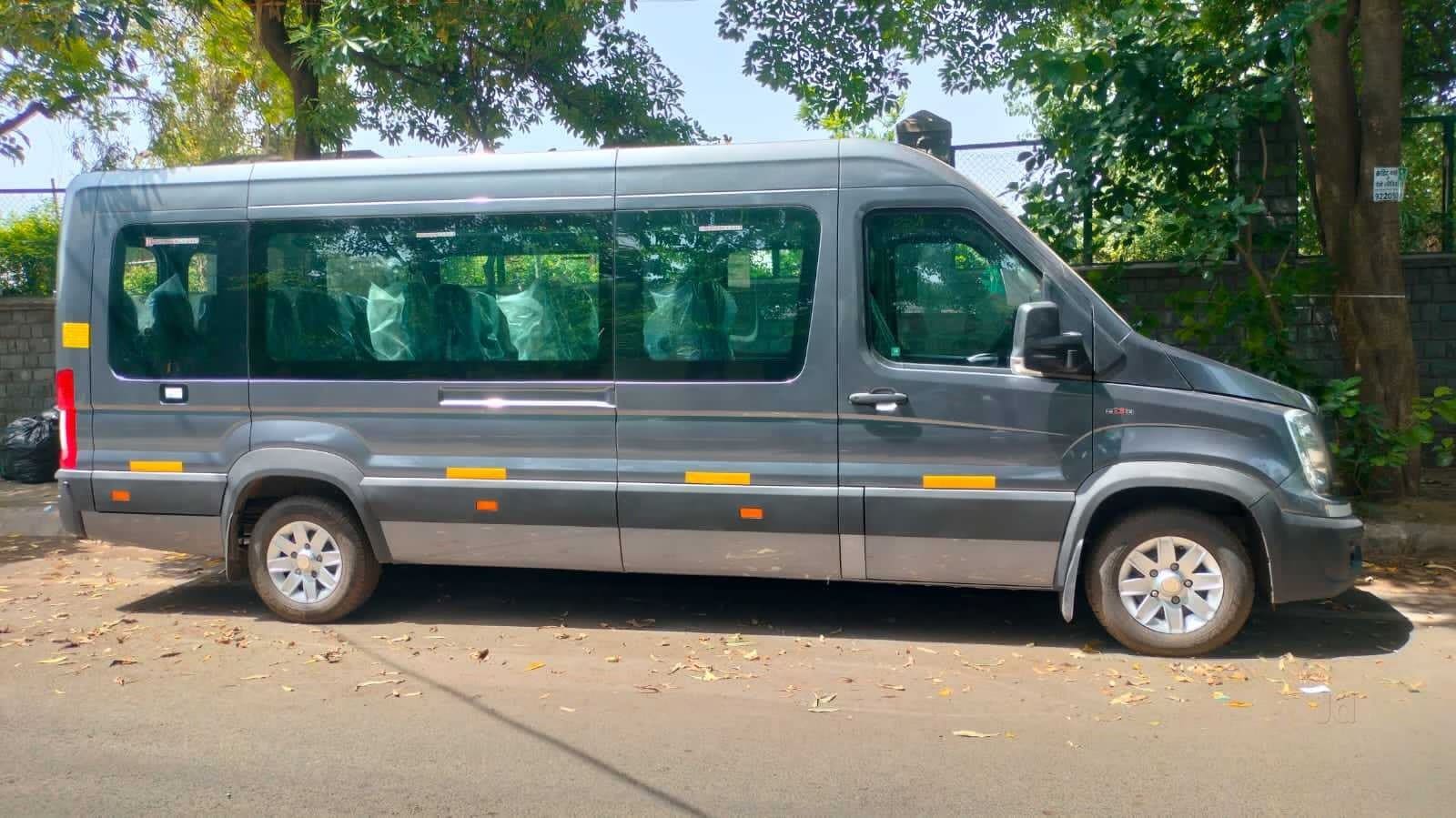26 Seater